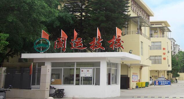 校園環(huán)境